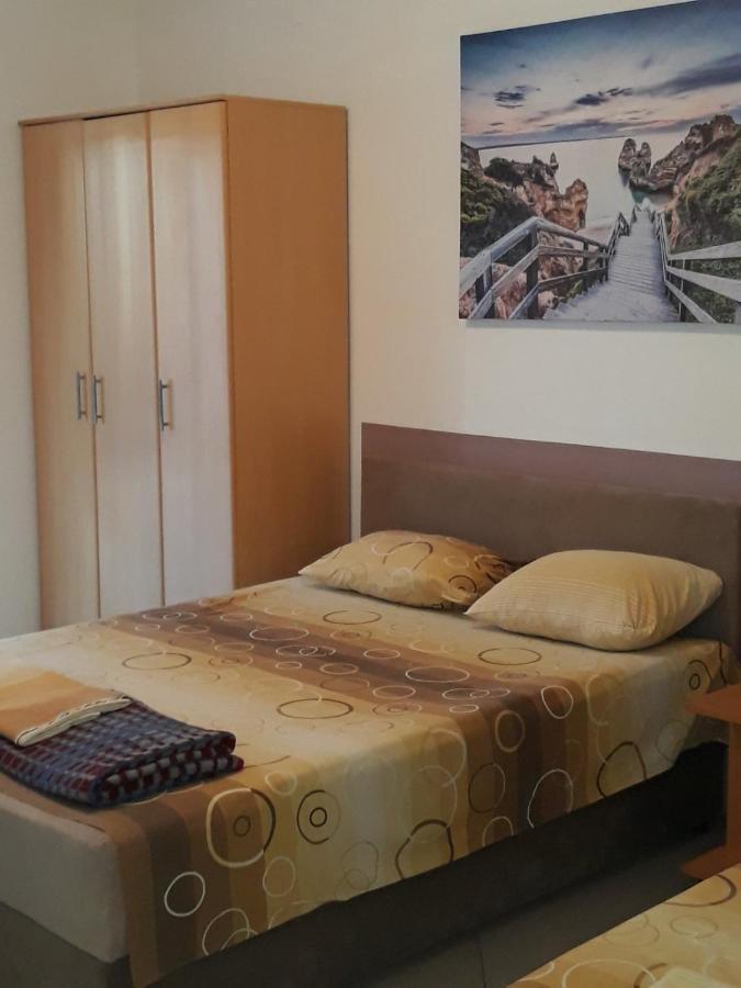 Apartments Petricevic Sutomore Exterior foto